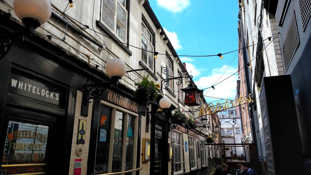 The outside front of Whitelock's Ale House